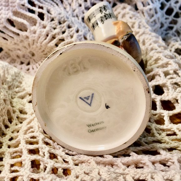 Hummel Street Singer once glued 1950's - Picture 4 of 4